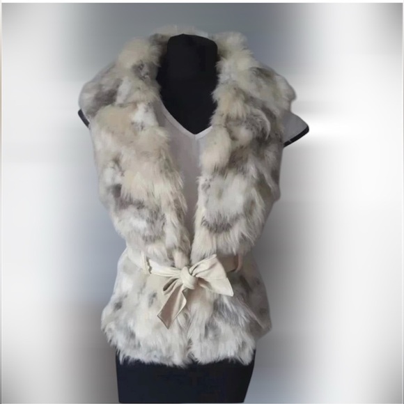 Faux Fur belted grey/white Vest - Picture 1 of 13